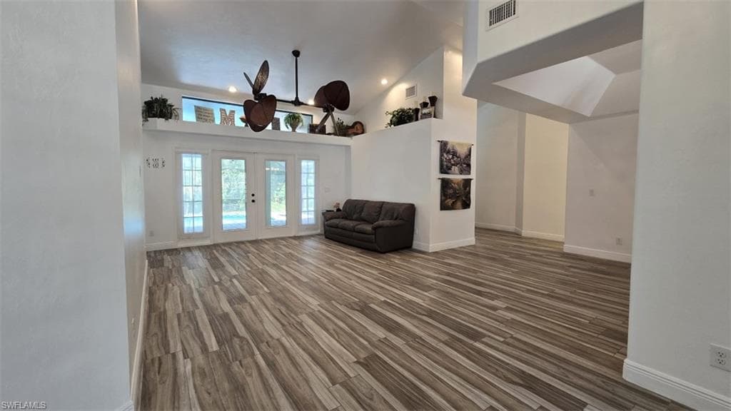 7311 Sean LN, NORTH FORT MYERS FL 33917-4