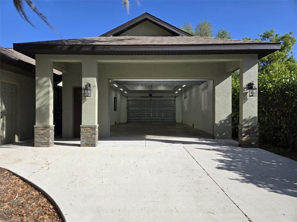 7311 Sean LN, NORTH FORT MYERS FL 33917-28