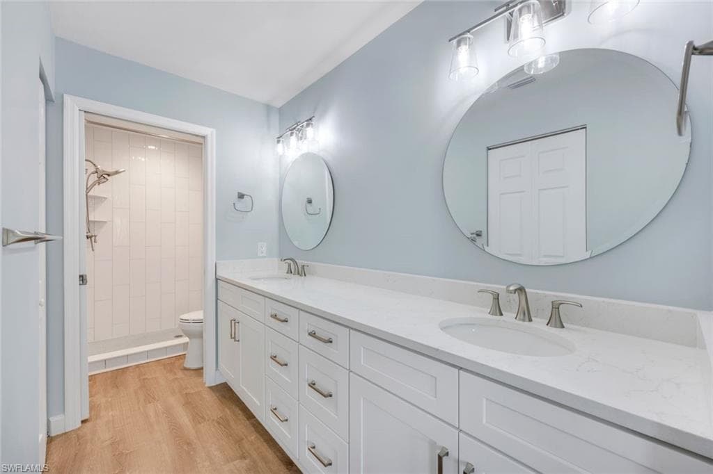 774 Wiggins Lake DR # 203, NAPLES FL 34110-13