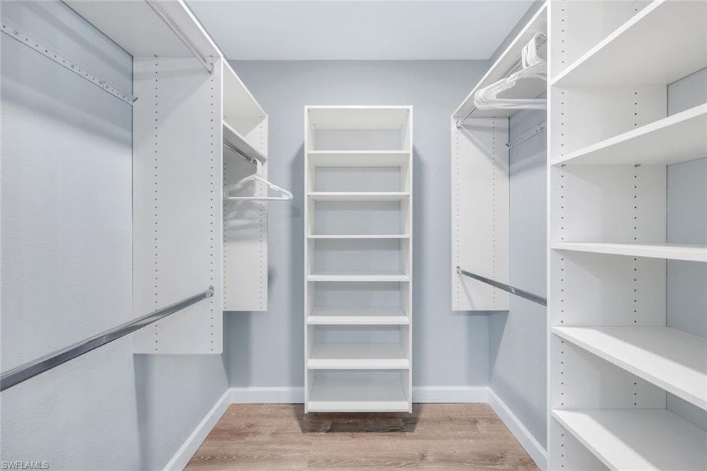 774 Wiggins Lake DR # 203, NAPLES FL 34110-14