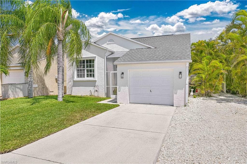 6088 Waterway Bay DR, FORT MYERS FL 33908-1