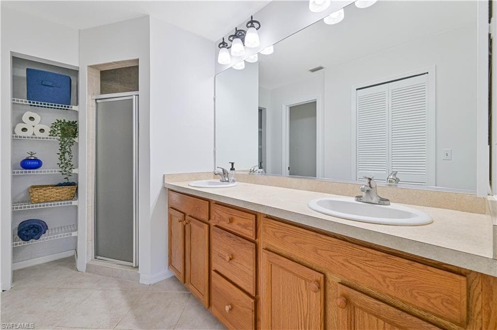 6088 Waterway Bay DR, FORT MYERS FL 33908-16