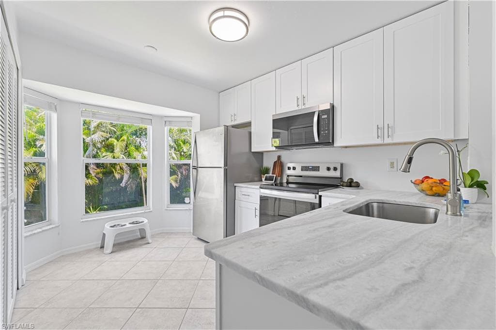 6088 Waterway Bay DR, FORT MYERS FL 33908-11