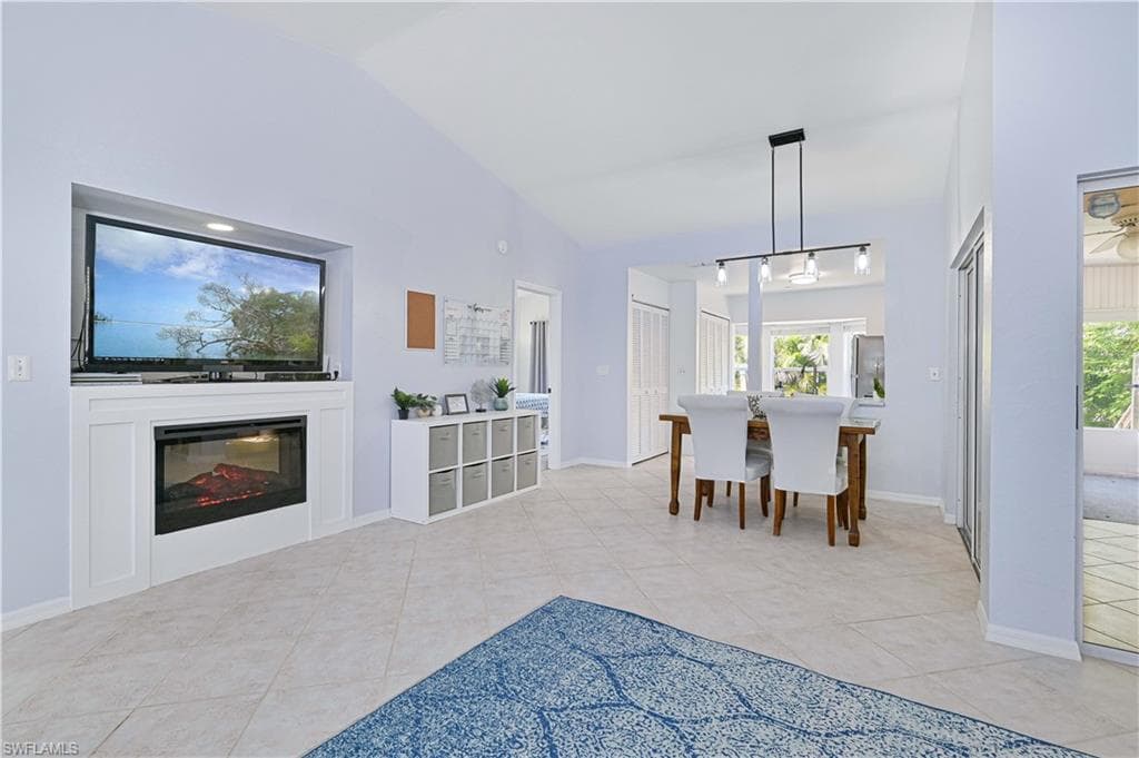 6088 Waterway Bay DR, FORT MYERS FL 33908-10