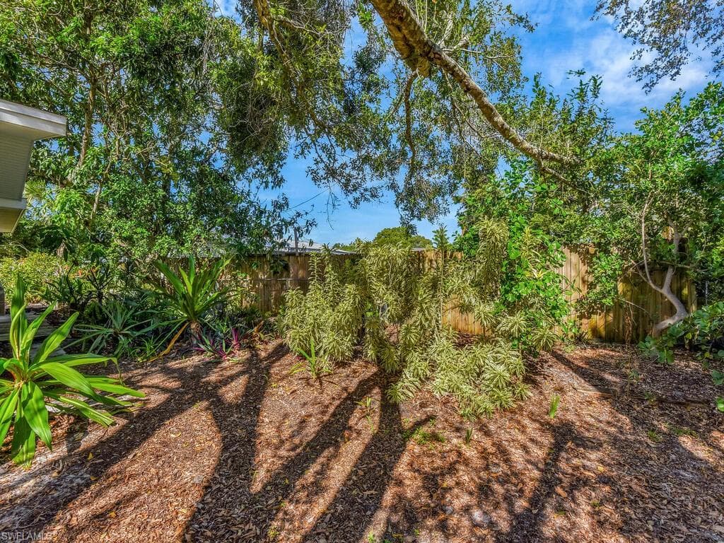 4941 Aztec CIR, NAPLES FL 34112-34
