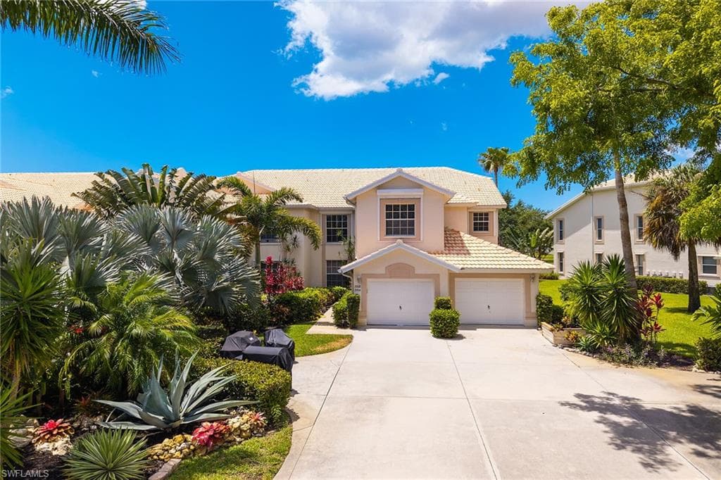 275 Cays DR # 2208, NAPLES FL 34114-2