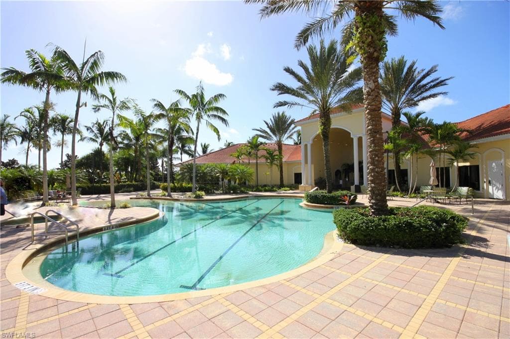 19465 Caladesi DR, ESTERO FL 33967-41