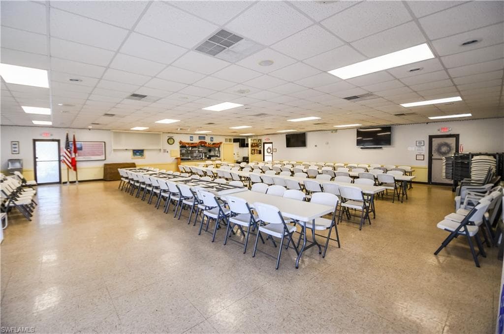 8628 Firwood DR, ESTERO FL 33928-17