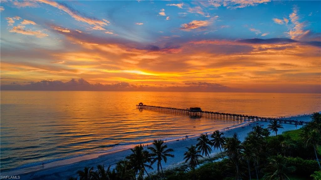 2232 Longboat DR, NAPLES FL 34104-45