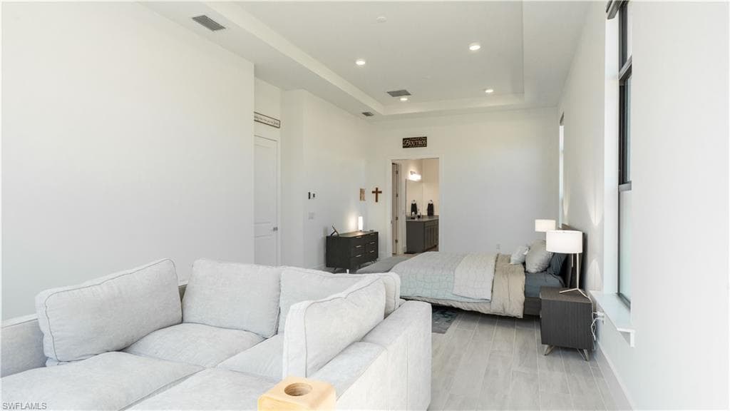 19659 Panther Island BLVD, ESTERO FL 33928-17