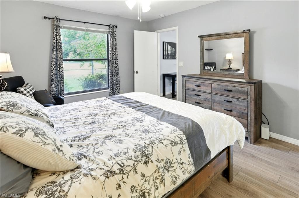 5338 Concord WAY, FORT MYERS FL 33907-16