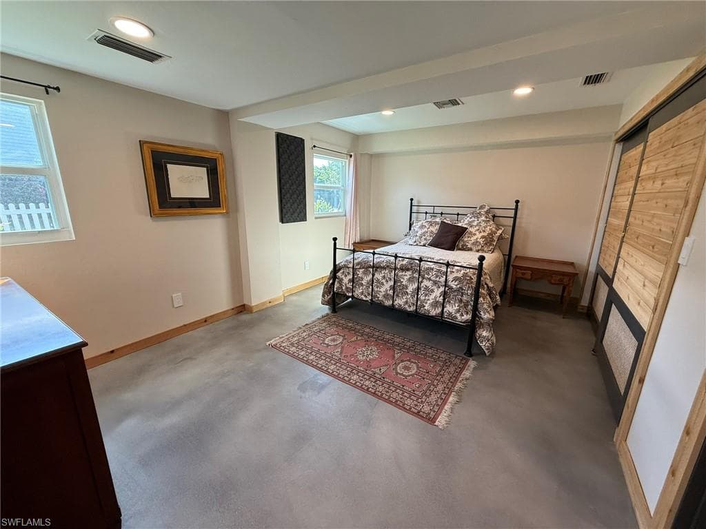5546 Park RD, FORT MYERS FL 33908-19