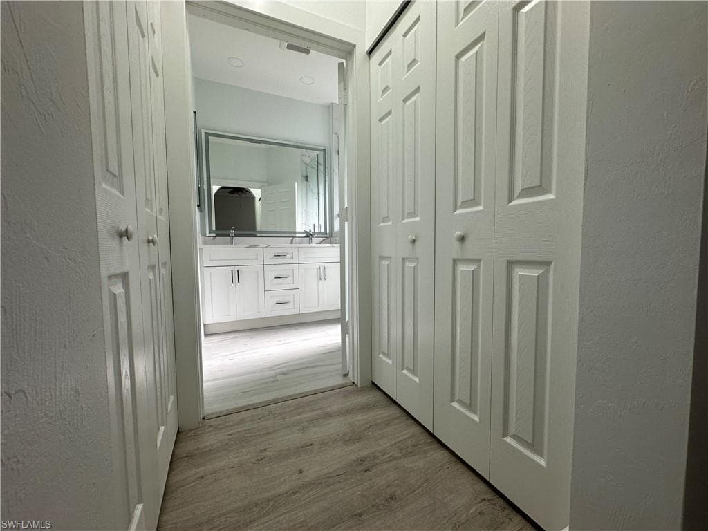 14936 Summit Place CIR # 19, NAPLES FL 34119-17