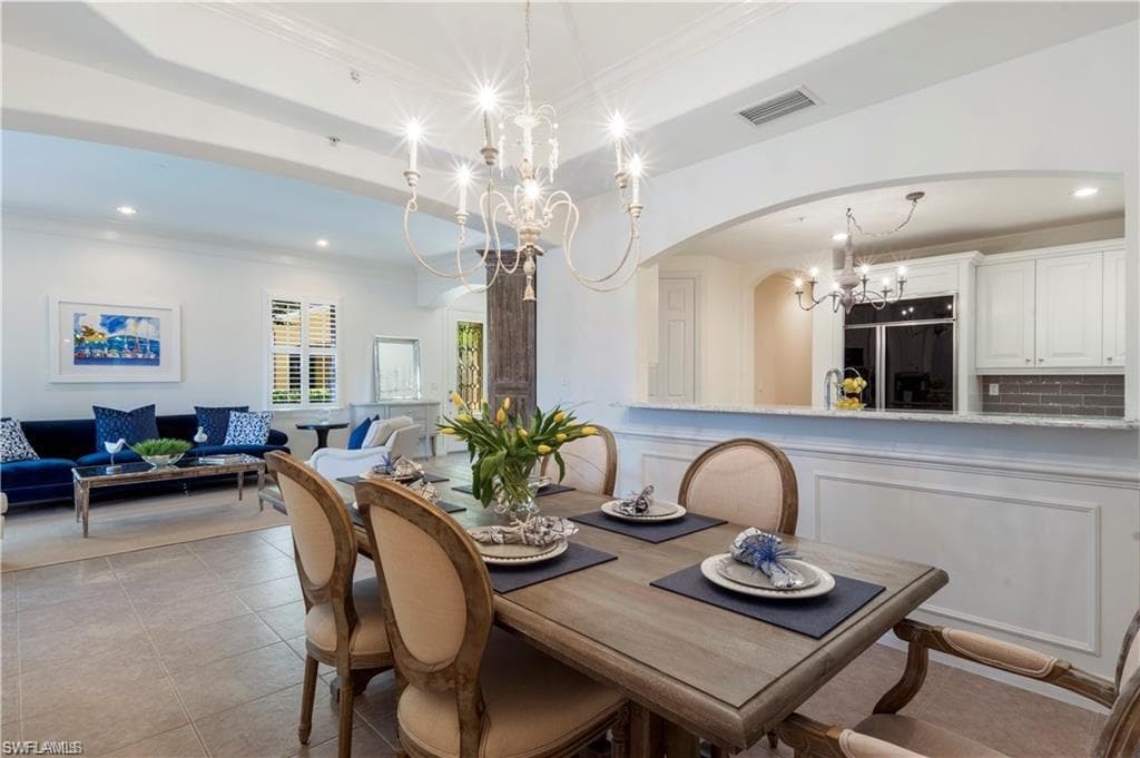 2864 Tiburon BLVD E # 101, NAPLES FL 34109-8