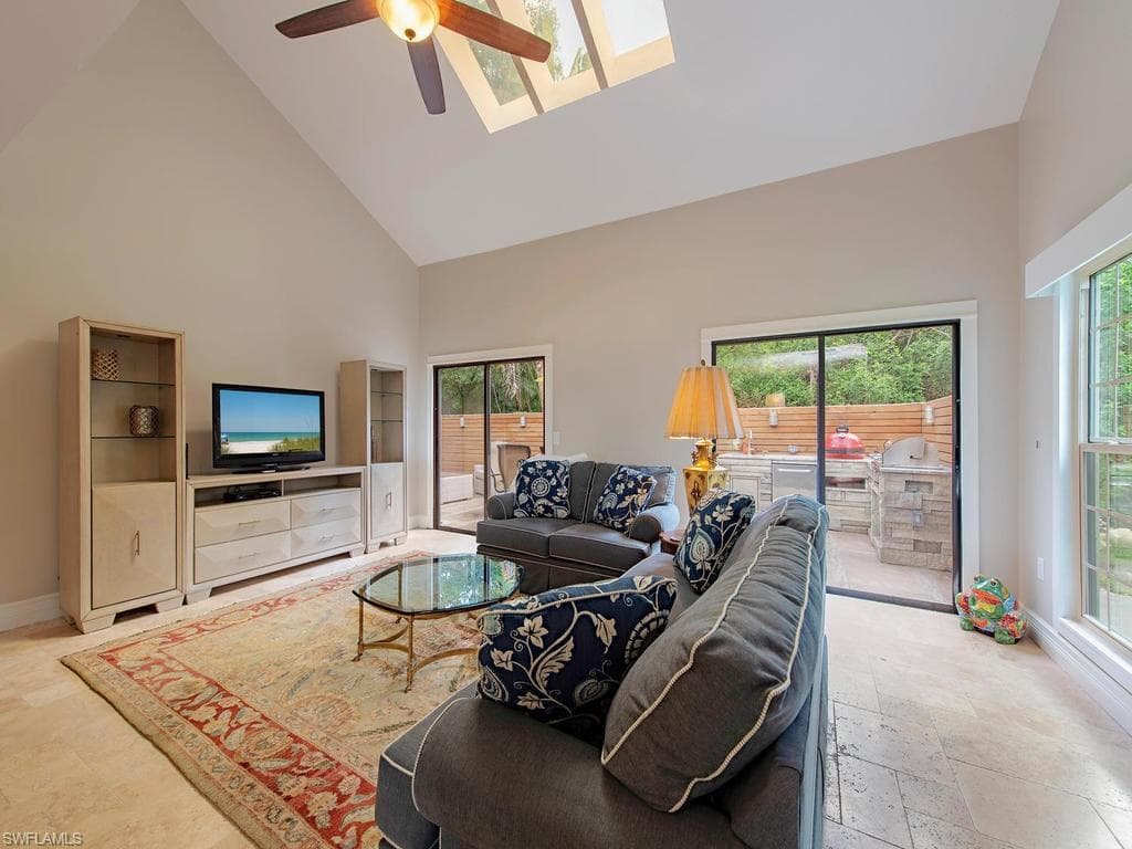 840 Meadowland DR H-4