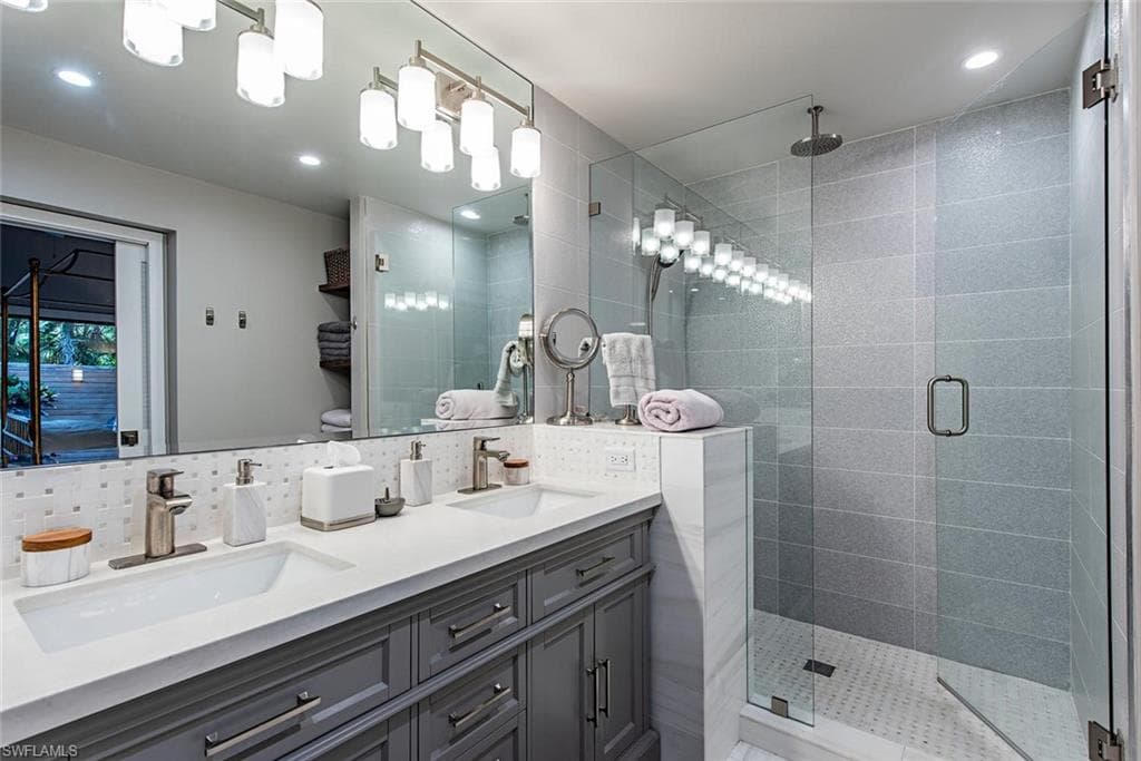840 Meadowland DR H-7
