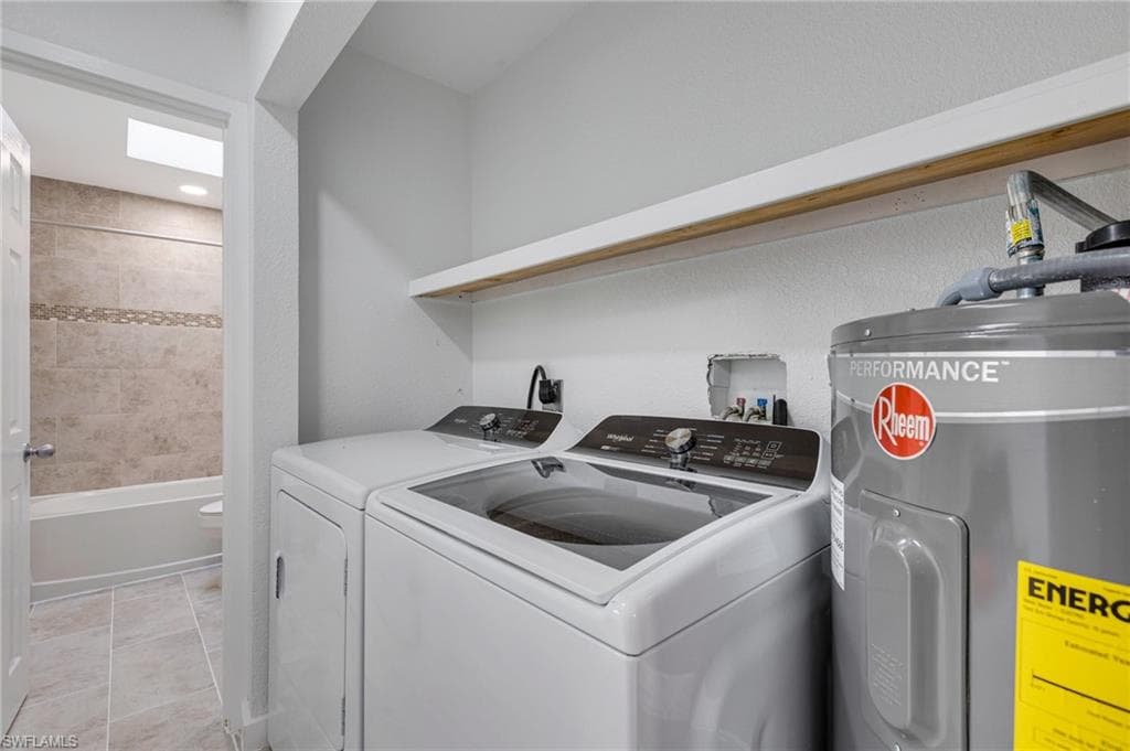 179 Hibiscus DR-26