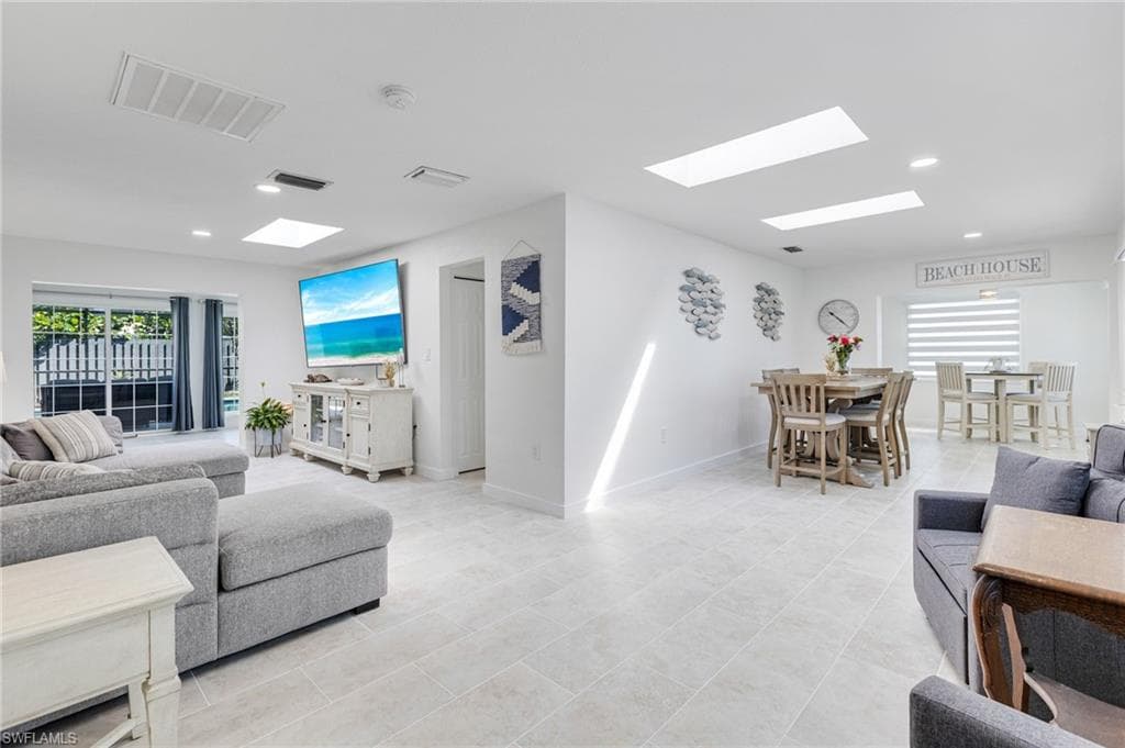 179 Hibiscus DR-6