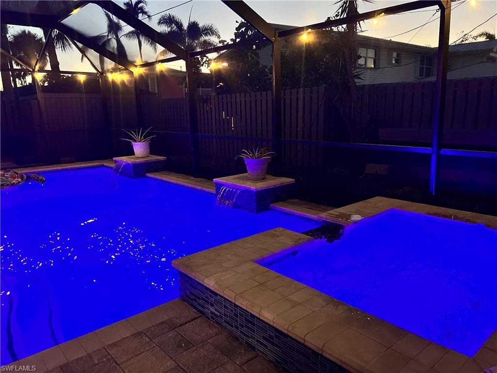 179 Hibiscus DR-31