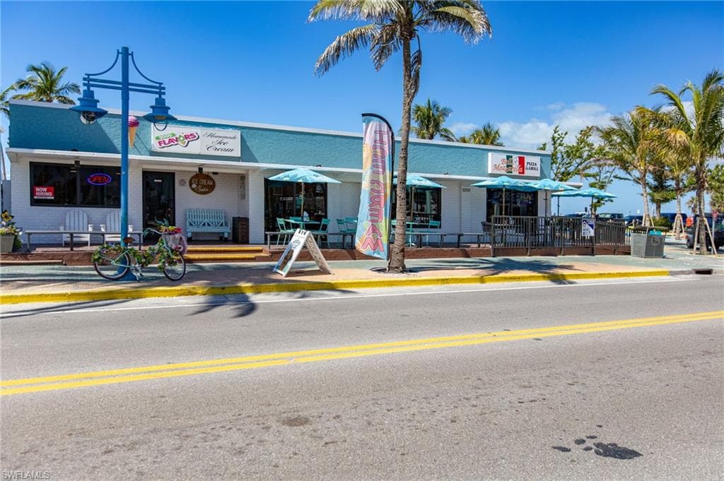 179 Hibiscus DR-44