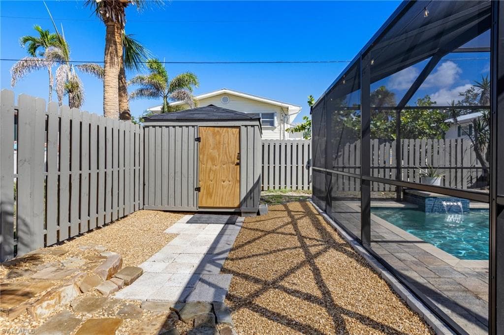 179 Hibiscus DR-34
