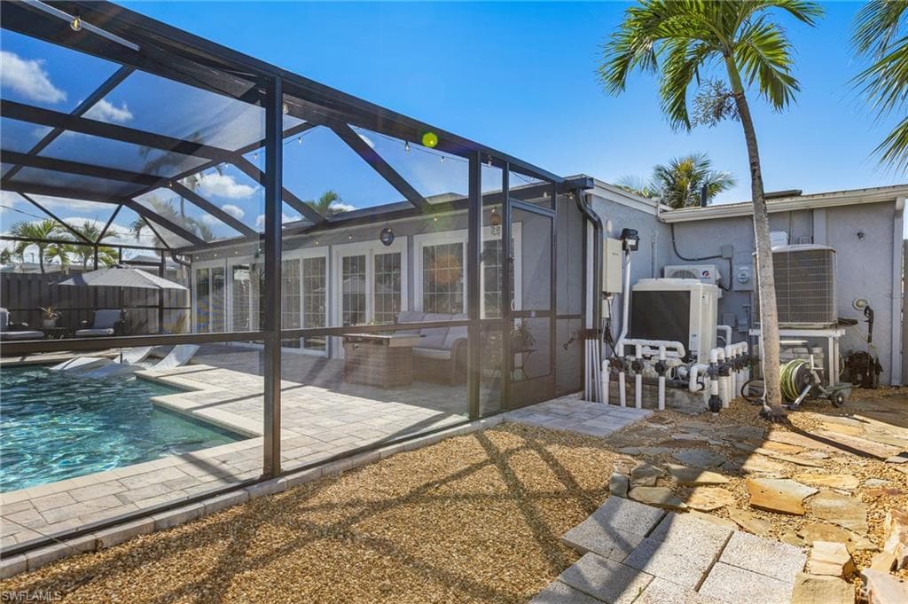 179 Hibiscus DR-28