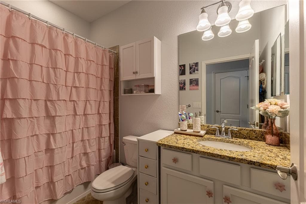 9231 Shadow Oak LN, NAPLES FL 34120-27