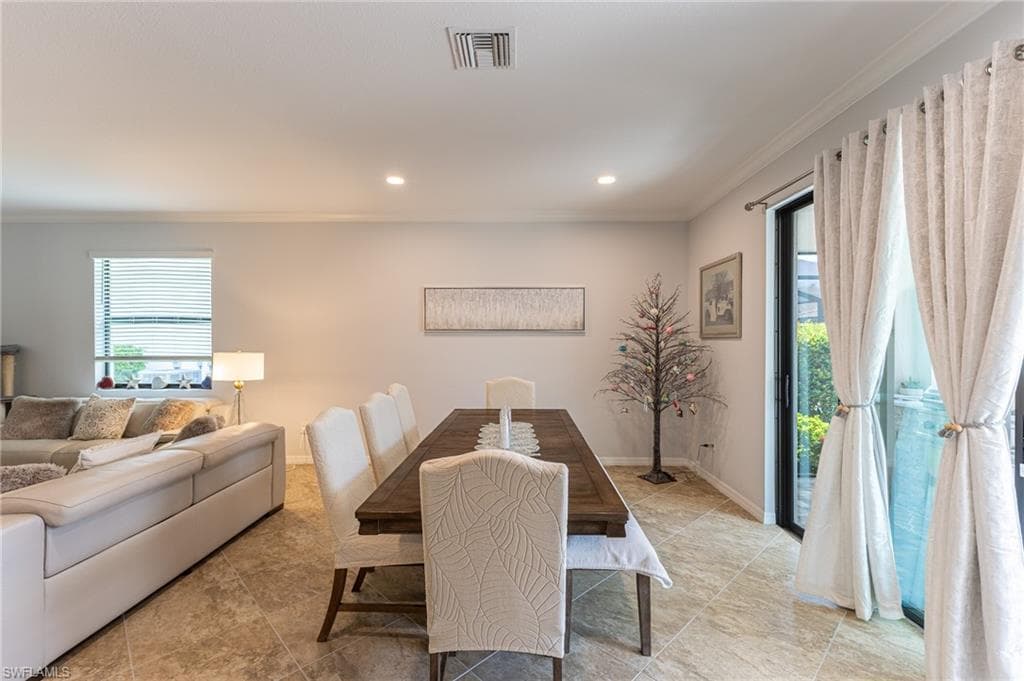 9231 Shadow Oak LN, NAPLES FL 34120-14