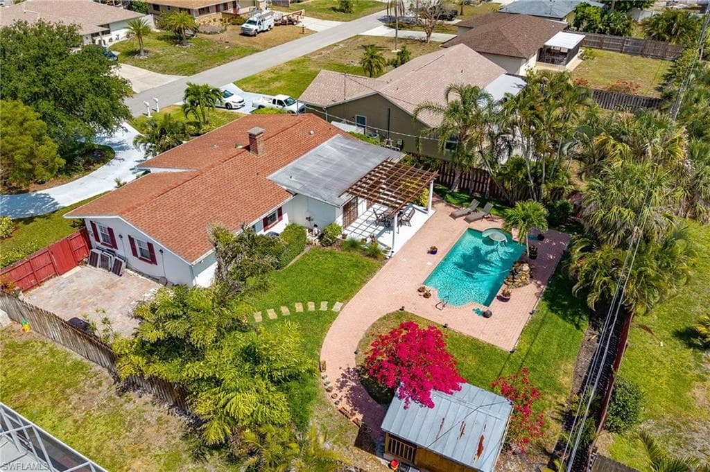 27553 Playa Del Rey LN, BONITA SPRINGS FL 34135-1