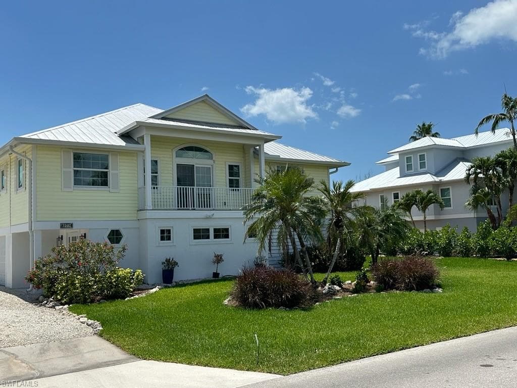 1202 Sand Castle RD, SANIBEL FL 33957-2