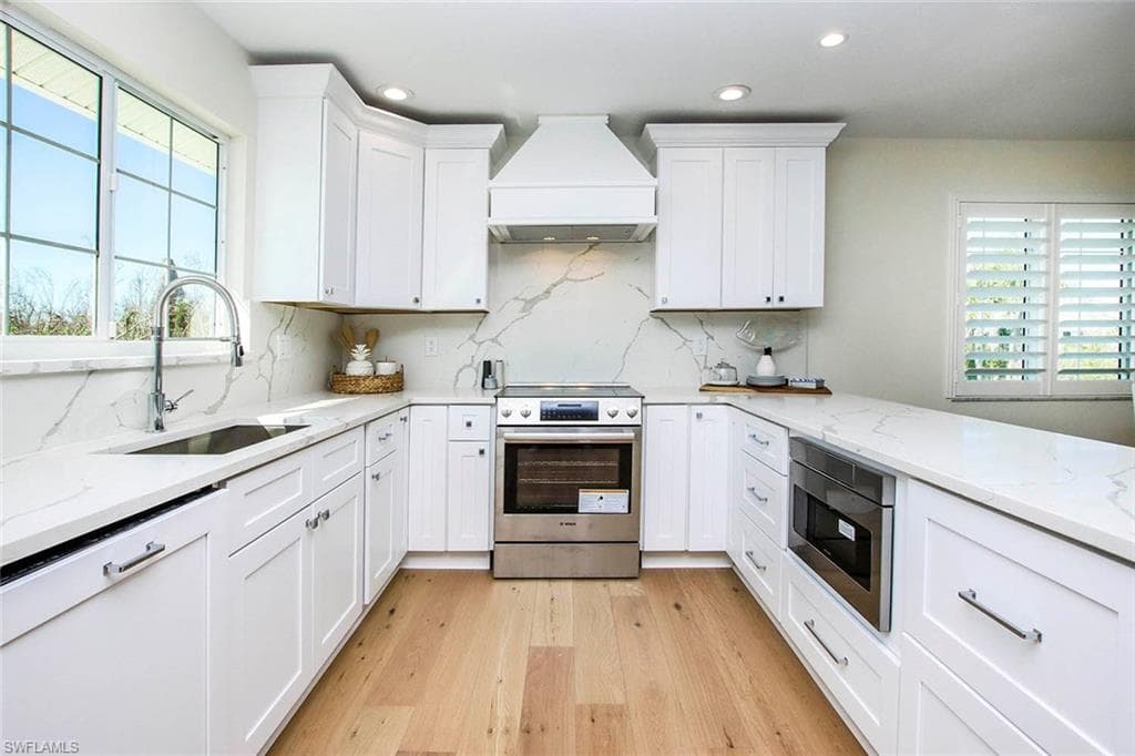 1202 Sand Castle RD, SANIBEL FL 33957-18