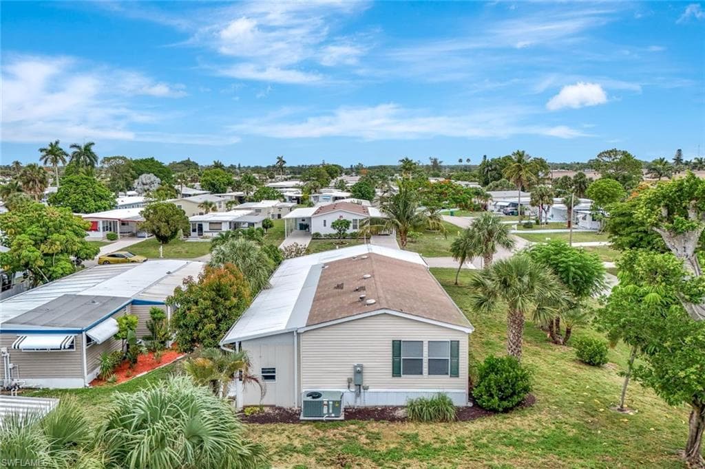 524 Menton LN, NAPLES FL 34112-28