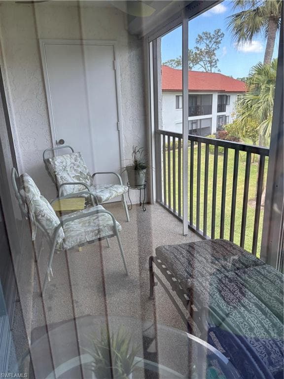 4983 Pepper CIR # 201, NAPLES FL 34113-15