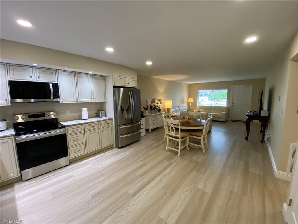 357 Joel BLVD # 112, LEHIGH ACRES FL 33936-10