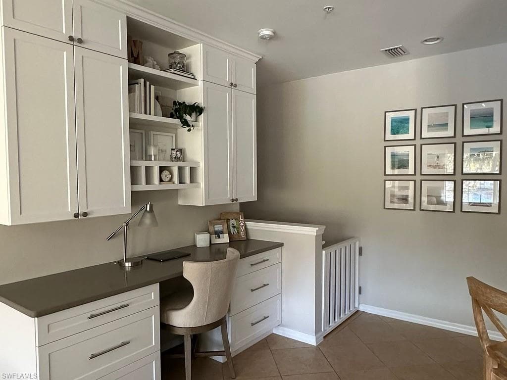23420 Alamanda DR # 204, ESTERO FL 34135-5