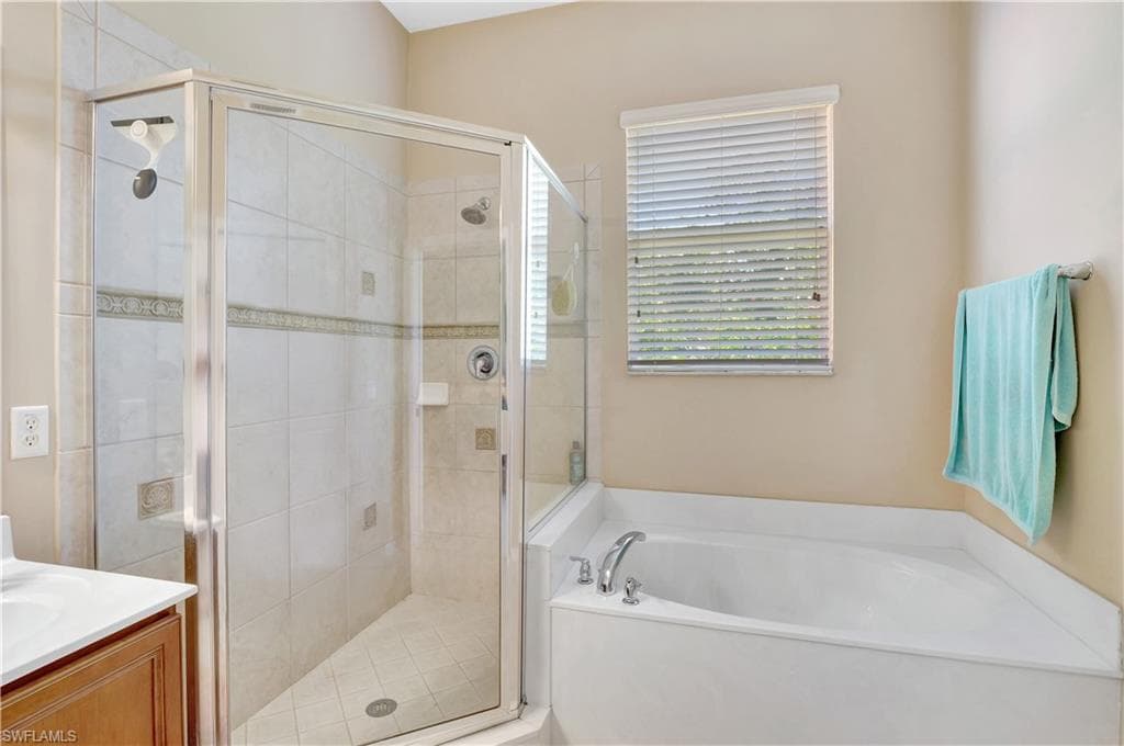 9820 Healthpark CIR # 101, FORT MYERS FL 33908-22