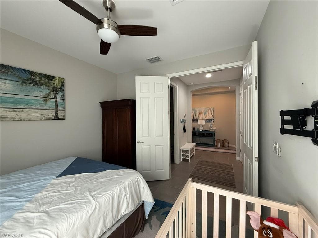 3916 King Edwards ST, FORT MYERS FL 33916-22