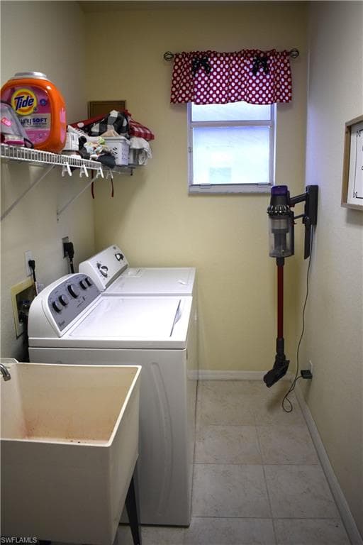 3424 Dandolo CIR, CAPE CORAL FL 33909-24