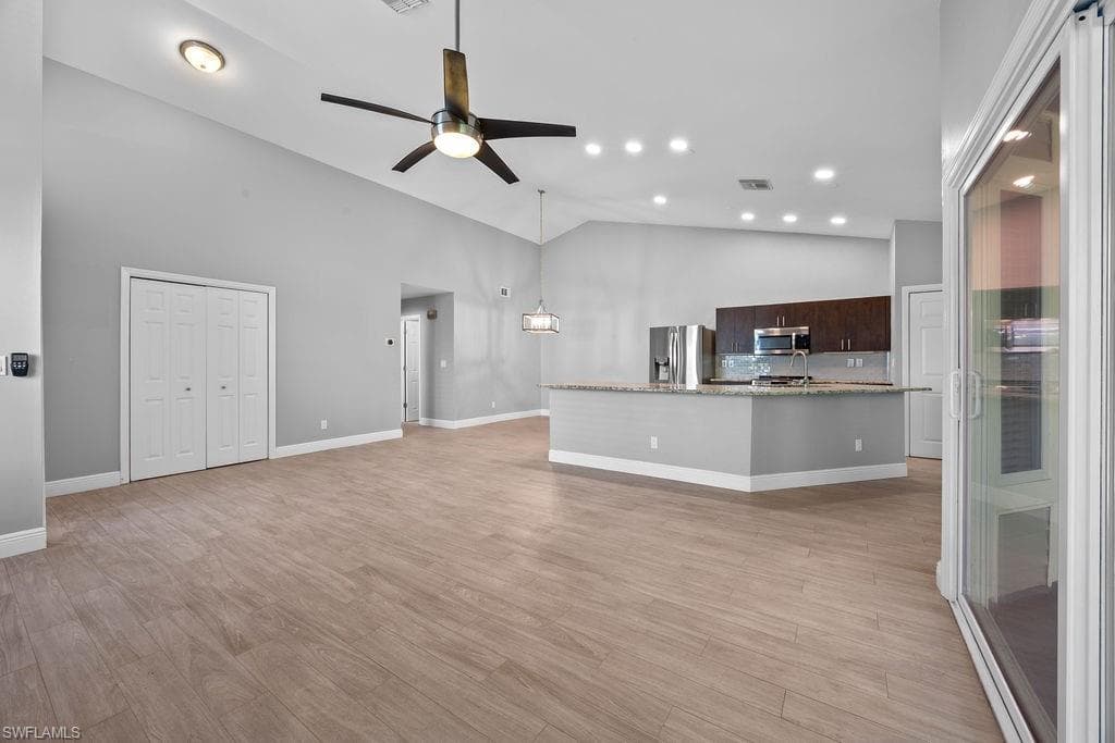 1429 Monarch CIR, NAPLES FL 34116-8
