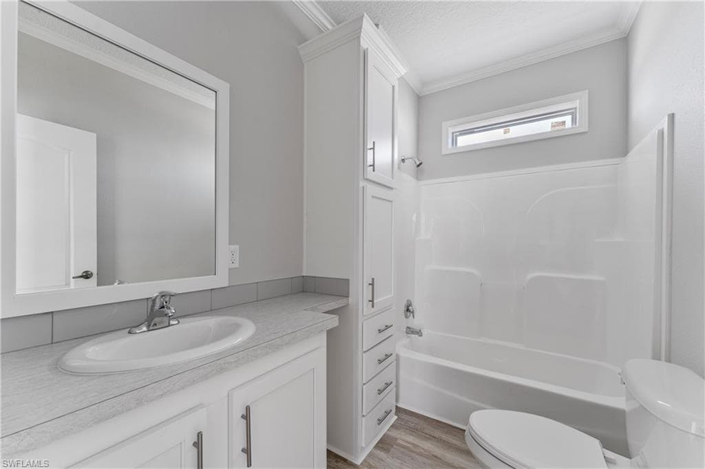 17561 Peppard DR, FORT MYERS BEACH FL 33931-20