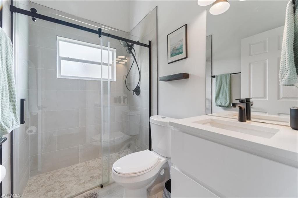 5192 Lochwood CT, NAPLES FL 34112-12