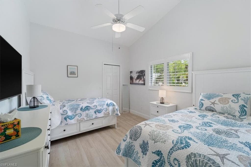 5192 Lochwood CT, NAPLES FL 34112-11