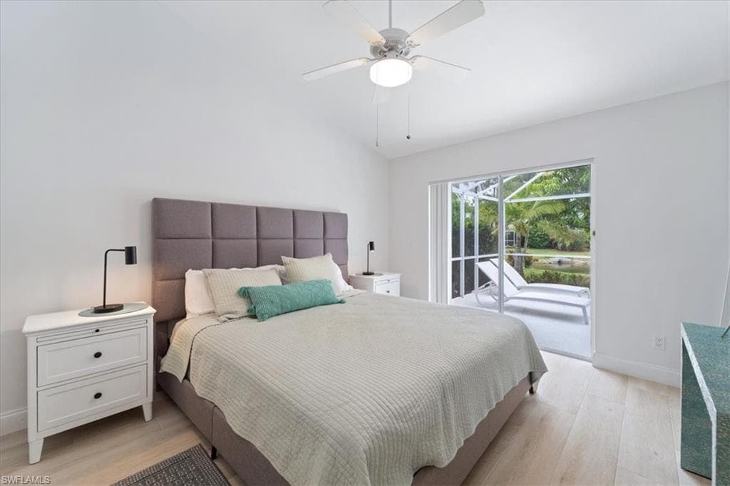 5192 Lochwood CT, NAPLES FL 34112-10