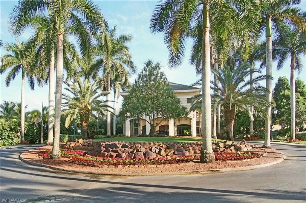 4248 Kensington High ST, NAPLES FL 34105-19