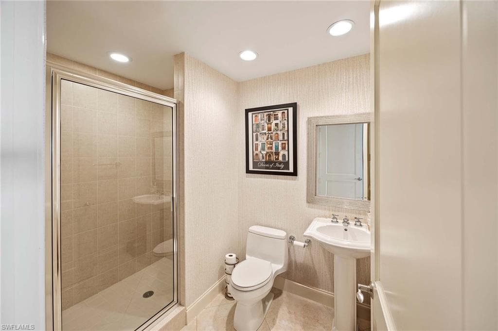 13675 Vanderbilt DR # 510, NAPLES FL 34110-31