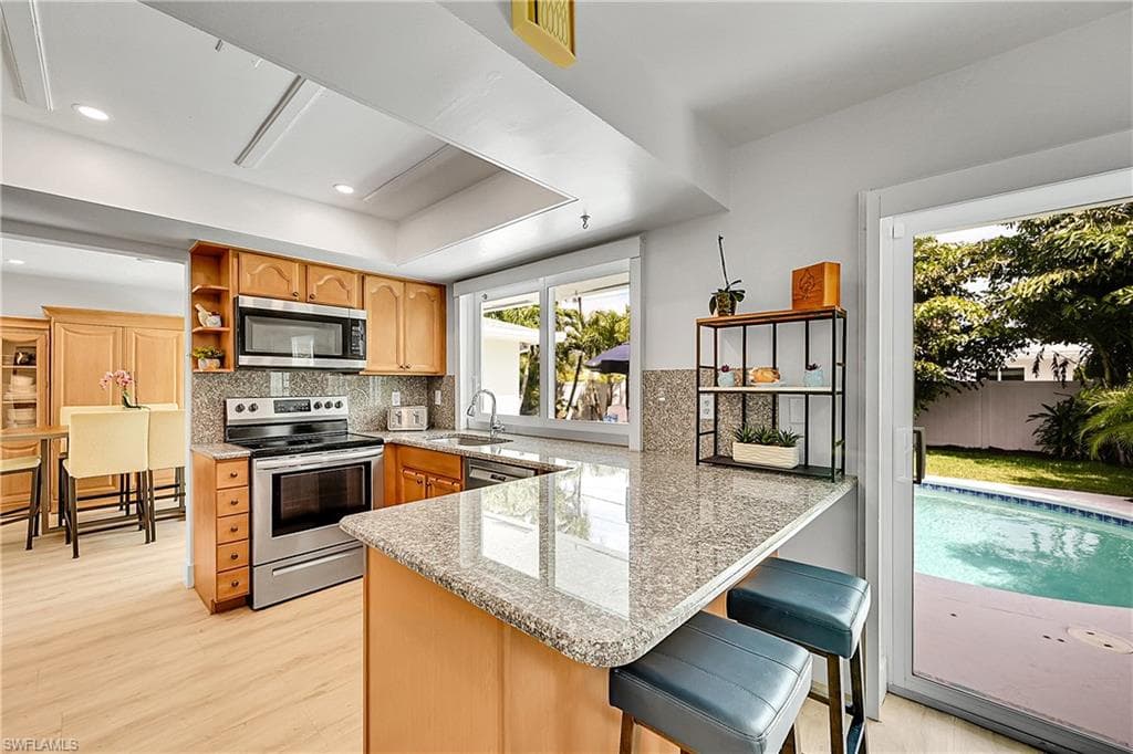 2133 NE 63rd CT, FORT LAUDERDALE FL 33308-16