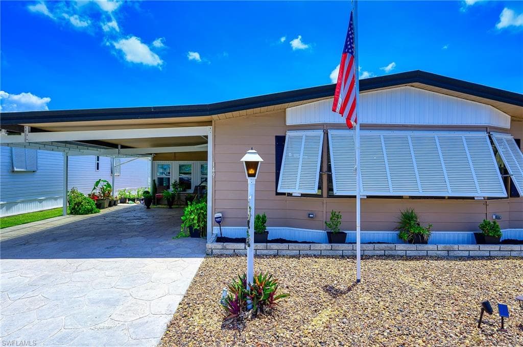 149 Kim DR # 149, NAPLES FL 34104-23