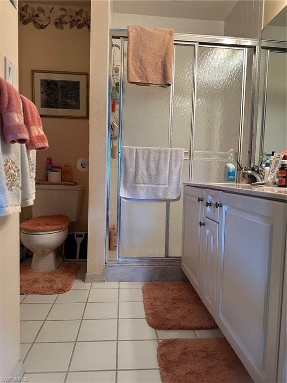 138 Pebble Shores DR # 8, NAPLES FL 34110-6