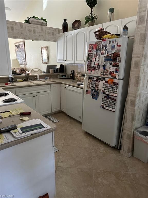 138 Pebble Shores DR # 8, NAPLES FL 34110-3