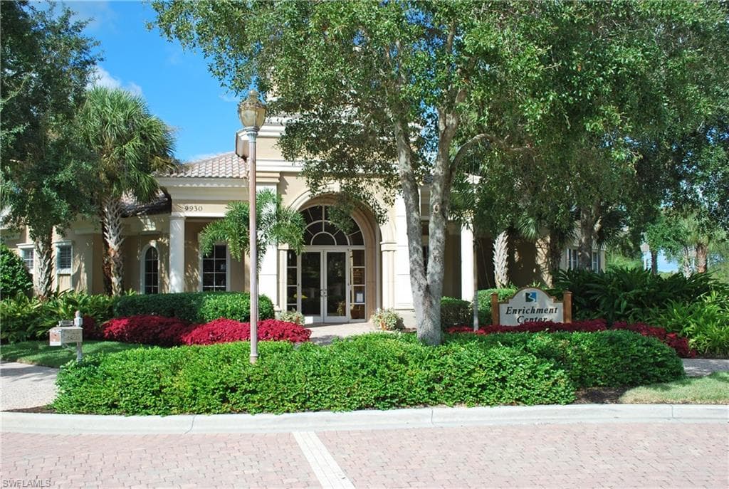 10620 Copper Lake DR, ESTERO FL 34135-42